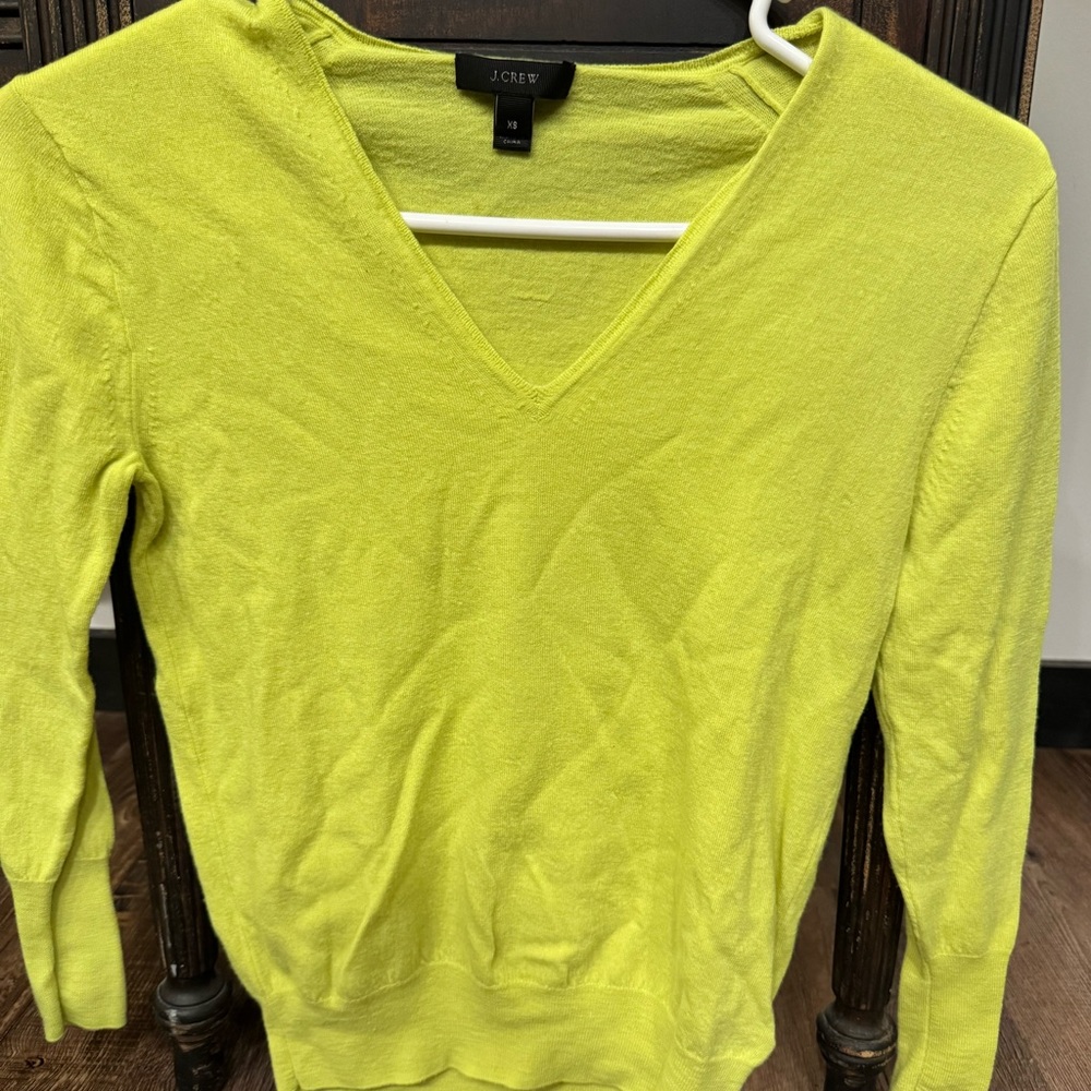 J CREW FITTED SWEATER SIZE XS
